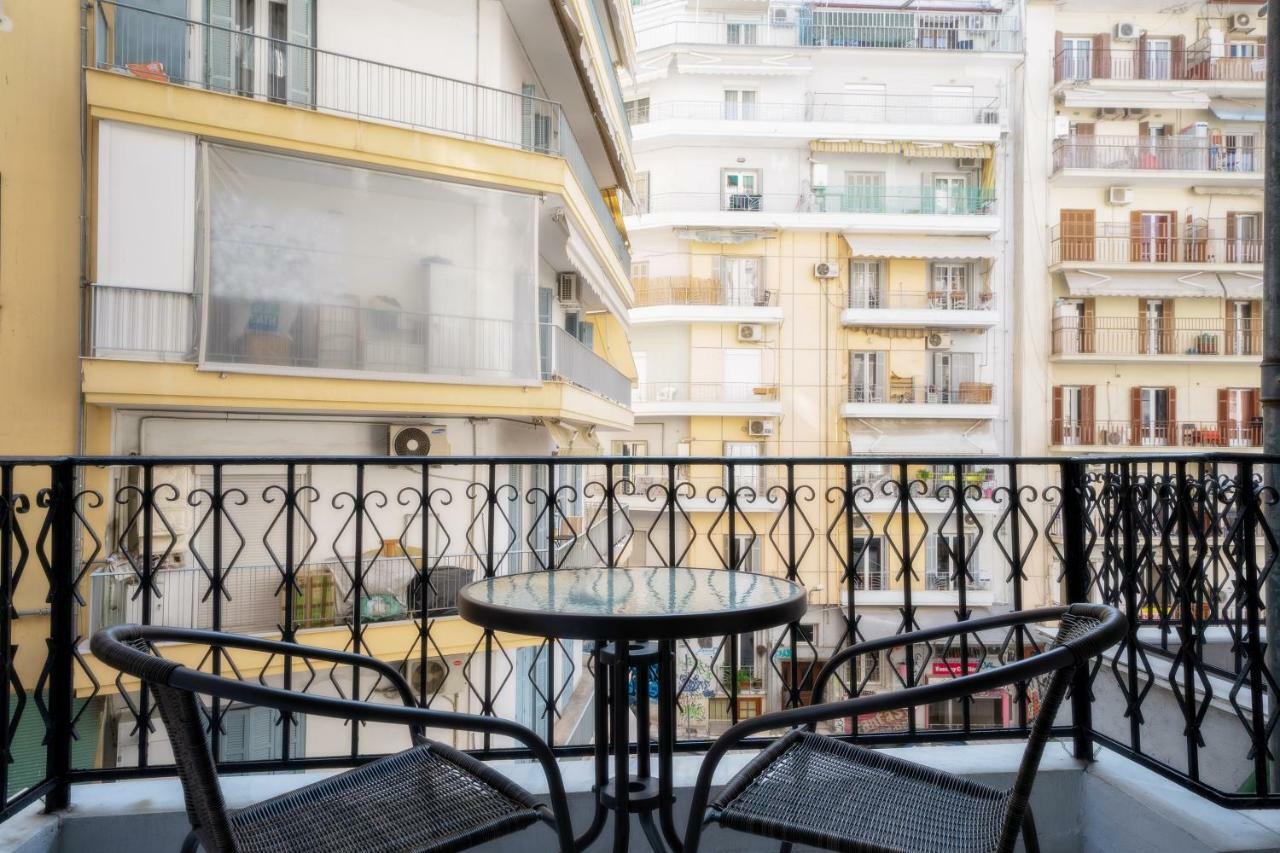 Acropolis Deluxe Apt. Apartment Солун Екстериор снимка